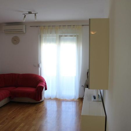 Toni Apartment Omiš Екстериор снимка