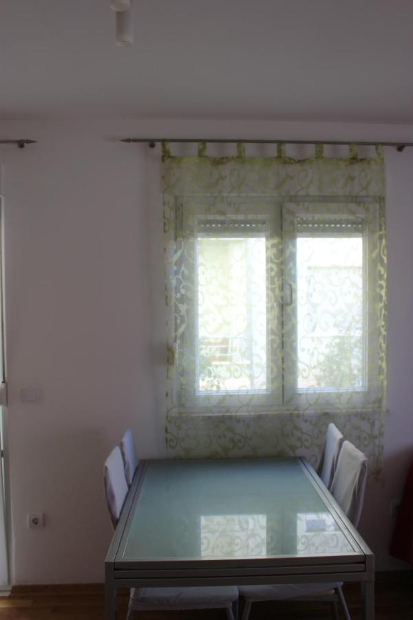 Toni Apartment Omiš Екстериор снимка