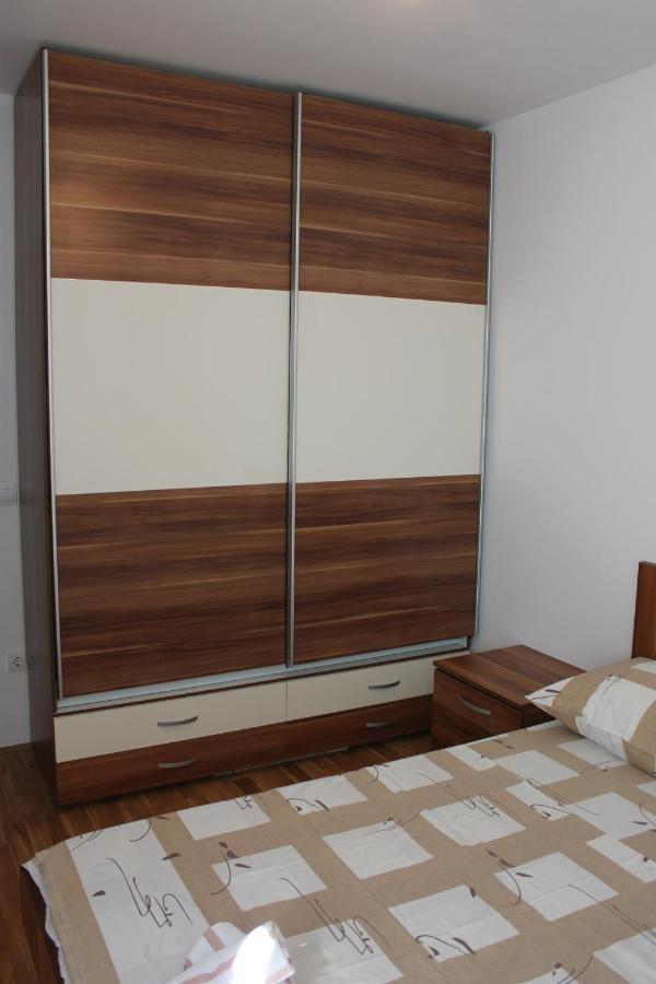 Toni Apartment Omiš Екстериор снимка