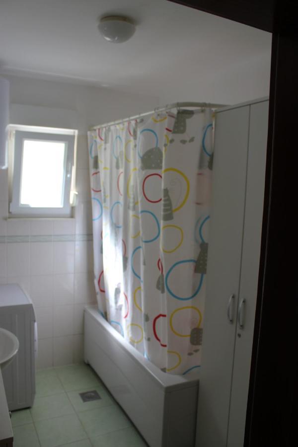 Toni Apartment Omiš Екстериор снимка